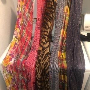Lot of 7 scarves